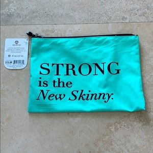 NEW gym pouch by Apana